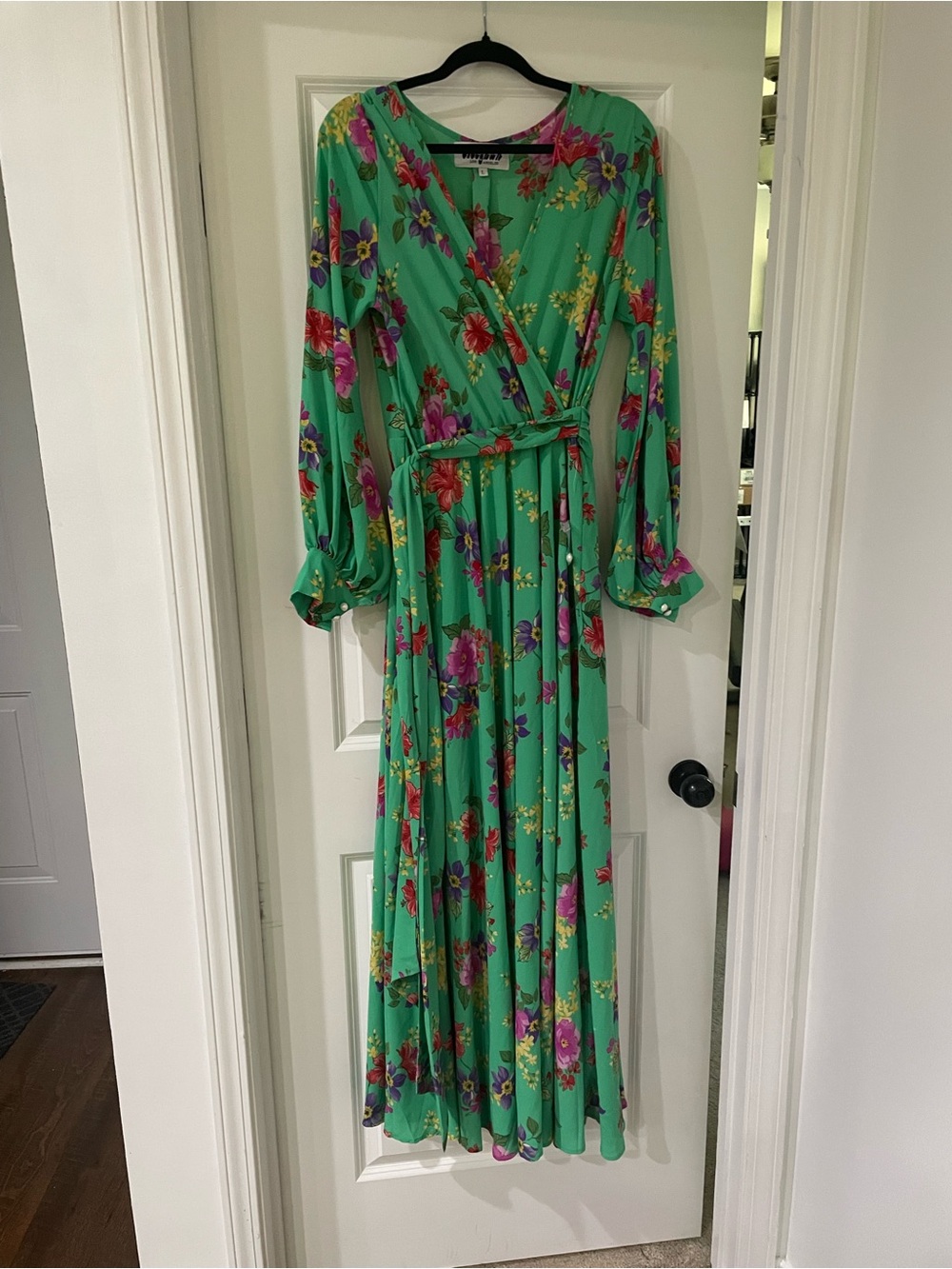 Meghan LA Green Floral Lily Pad Maxi Dress with Tie Belt NWOT